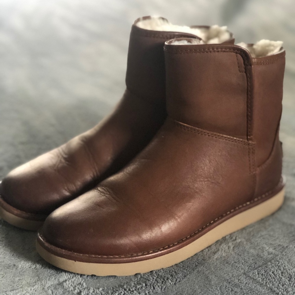Ladies UGGS